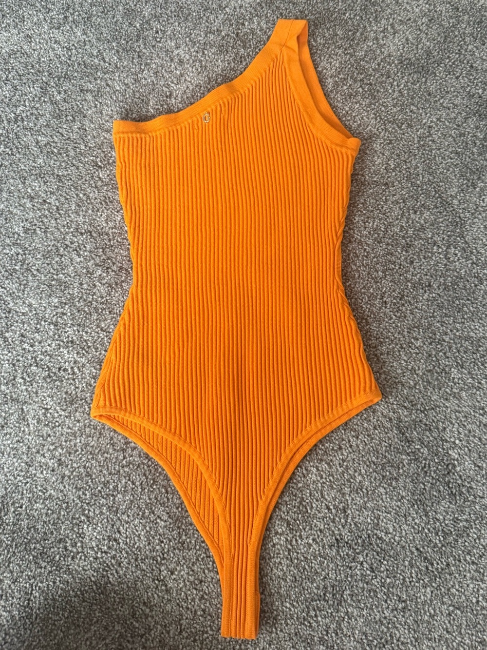 GUESS bodysuit - Picture 3 of 4